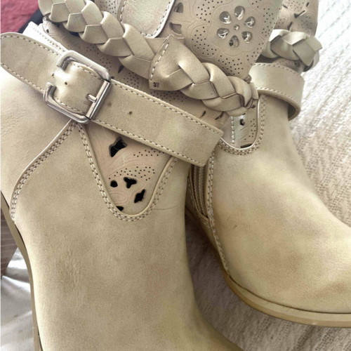 CafeNoir boots handmade boho size 37 cream with vintage effect