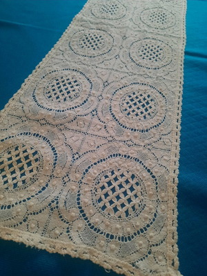 Handmade vintage knit large, like new, fine thread