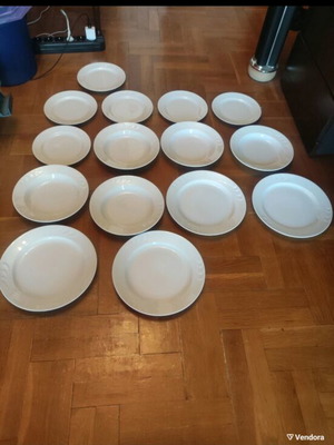 Set of 2 large, 3 small and 2 deep plates