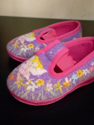 Παιδικά παντοφλάκια μεταχειρισμένα, νούμερο 22