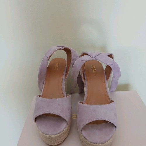 DeeZee velvet platform shoes like new with lace up tie No37 pink