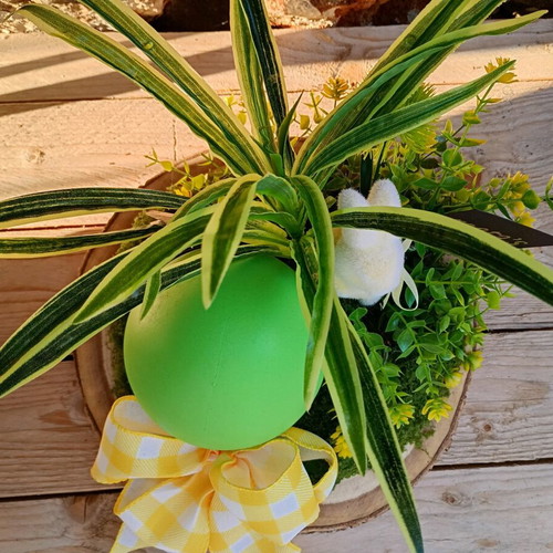Easter decoration with bunny and egg handmade Mata’s