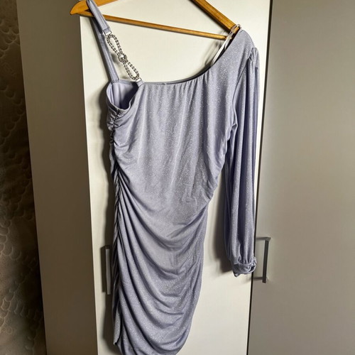 Metallic dress like new, lilac, size XL fitting large