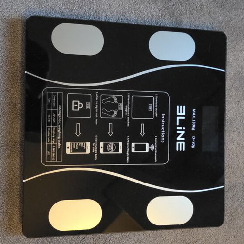 Scale with body measurements new, smartphone connected