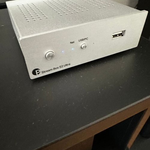 Pro-Ject Stream Box S2 Ultra music streamer like new, silver