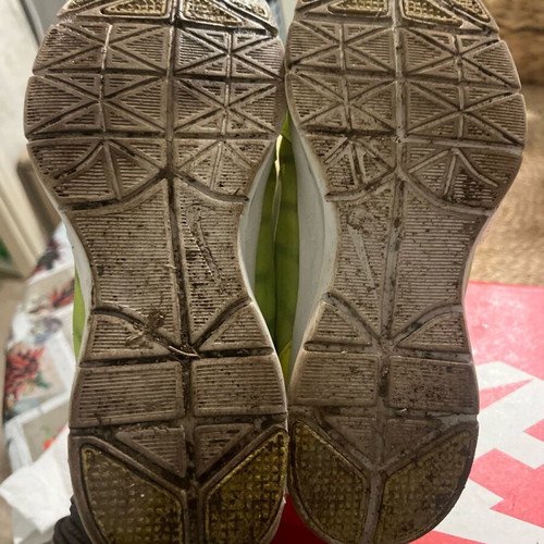 Nike running shoes used No37.5 green