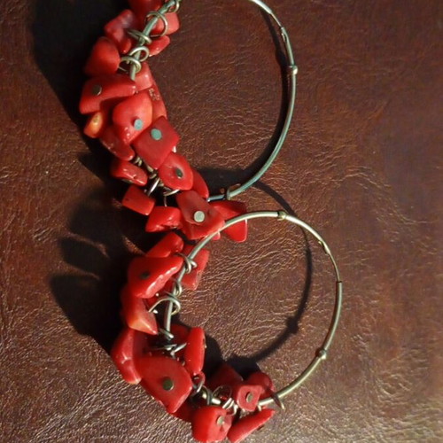 Women's earrings made of natural coral like new