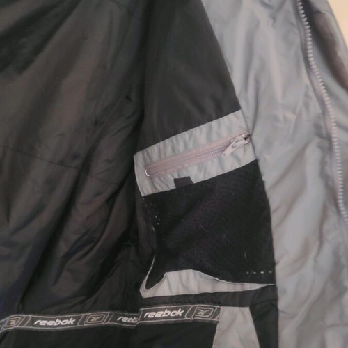 Reebok jacket XL like new, windproof and waterproof