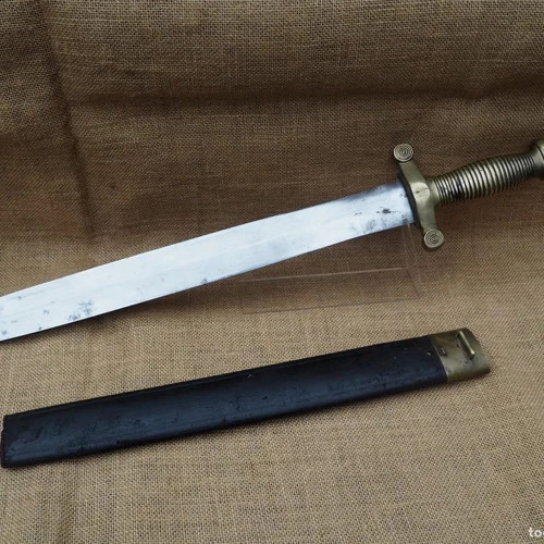 Decorative French sharpened sword used from 1831