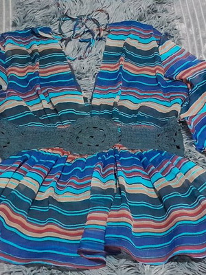 Modern blouse new with handmade knit at waist and sleeves size M