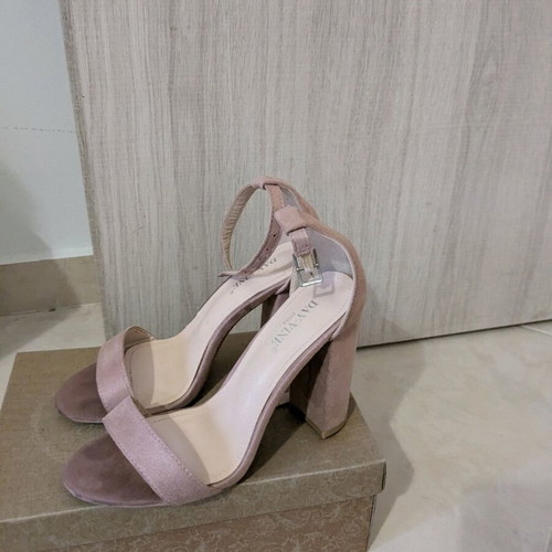 Luigi pink high sandals new with strap velour fabric