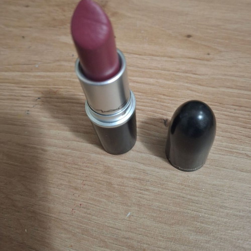 Mac Plumful Lipstick new, regular size
