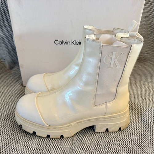 Calvin Klein Chunky Combat Chelsea Boots Size 39 Like New, White