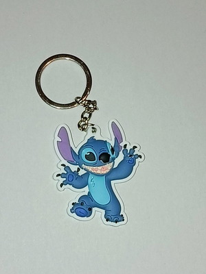 Stitch keychain like new, white and blue