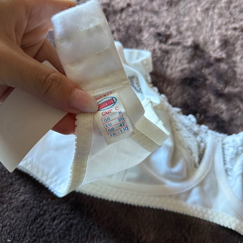 White bra 95C new