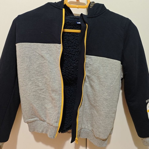 Boys' jacket like new, blue and grey with yellow zipper, hooded, warm lining