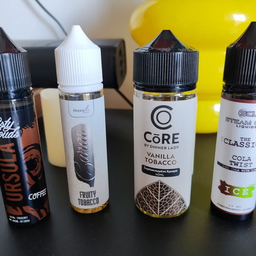 E-Liquid Set Like New, 4 Flavors Without Nicotine