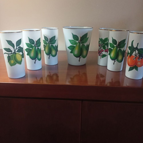 Drink set from the 60s like new with 6 glasses and jug
