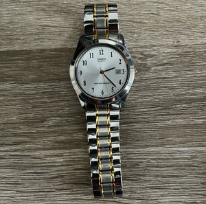 Ρολόι Casio.