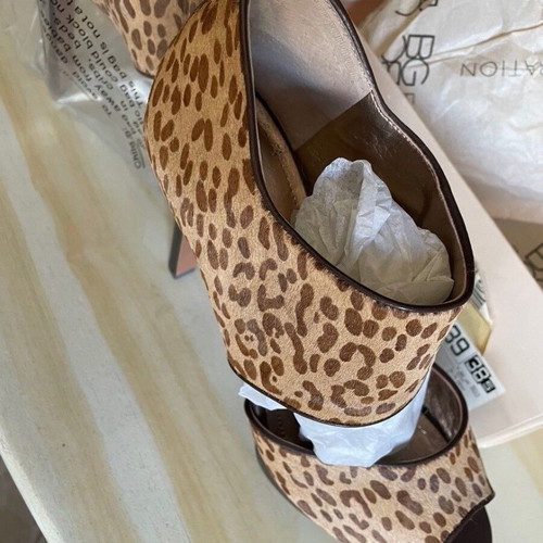 BCBG Maxazria women's animal print high-heeled pumps new