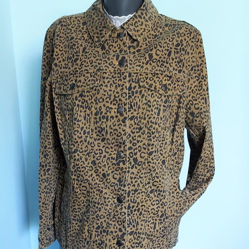 Bpc Selection Leopard Print Denim Jacket like new, sizes XXL-4XL