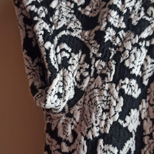 Only winter dress with short sleeves like new, black and white, size M