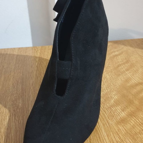 La Bottine Souriante black suede pumps new size 37