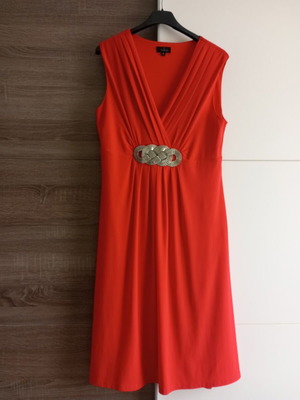 Seria Elegante formal dress medium red like new