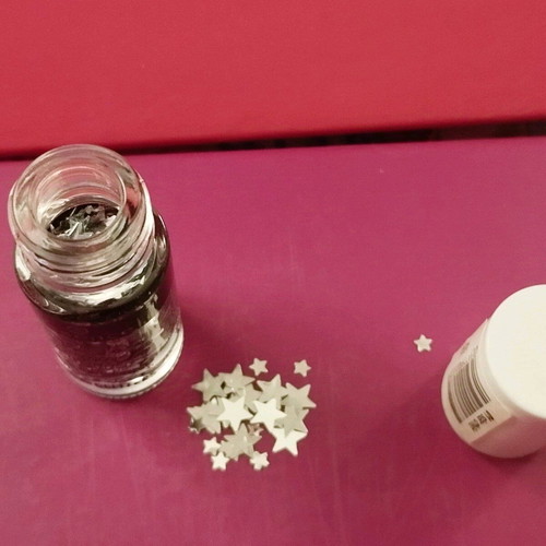 Essence Loose Glitters pack of 5, new