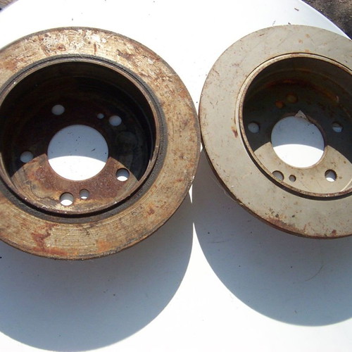Mercedes 190E rear brake discs used, genuine good condition