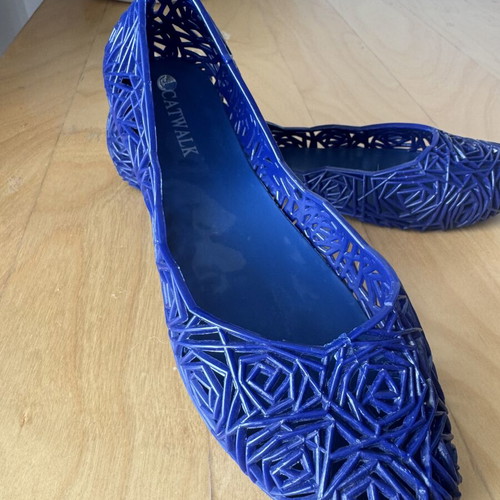 Catwalk Y2K Royal Blue Plastic Ballet Flats size 38 like new