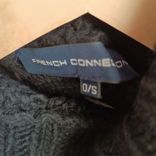 Poncho French Connection like new, black, one size