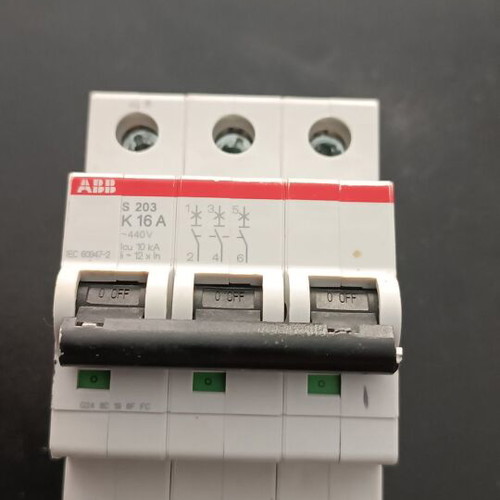 ABB Automatic Circuit Breaker S203-K16A like new