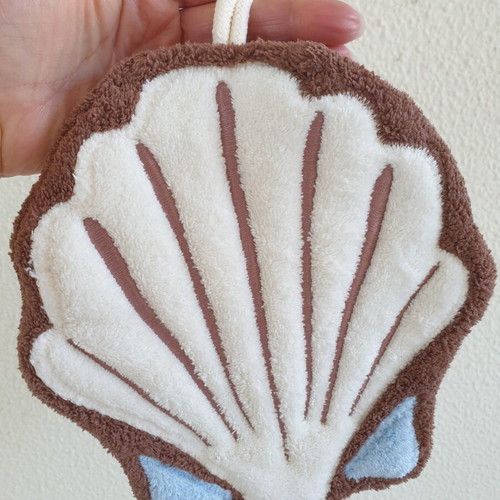 Shell-shaped hand towel new, coral fleece 20cm×20cm