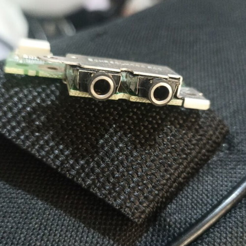 OEM Samsung RF511 RC530 RC510 RF510 Audio Jack Board