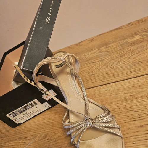 Shy sandals like new, leather gold with matte tan platform heel size 40