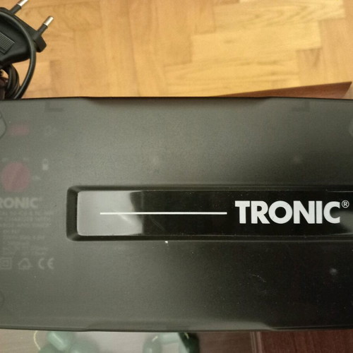 Battery charger for various sizes like new