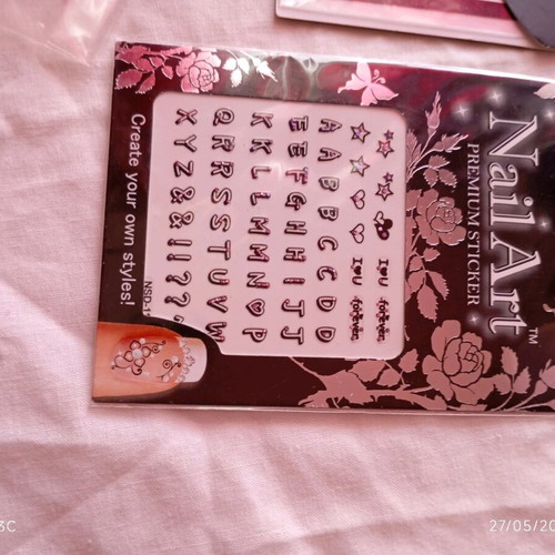 Nail accessories set like new