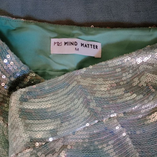 Mind Matter mini skirt medium, mint color, like new