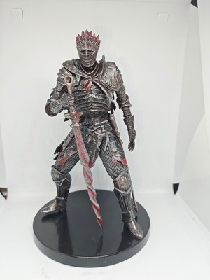 Soul of Cinder collectible figure Dark Souls III like new