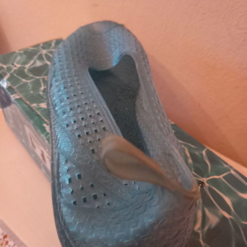 Buffalo beach shoes size 35, grey