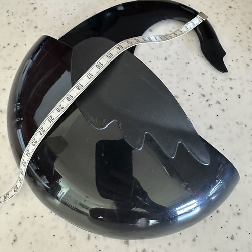 Bathroom accessory in black swan shape
