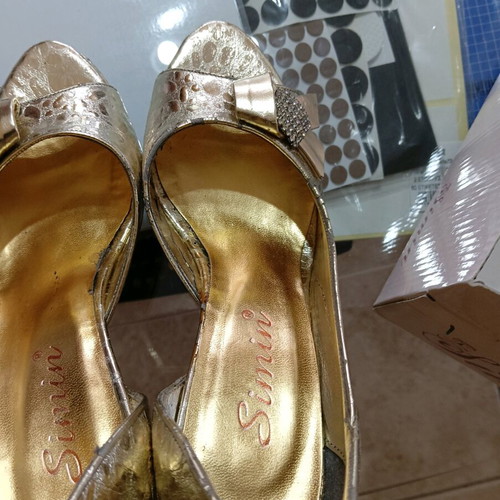 Simin women's sandals used, size 36, gold color