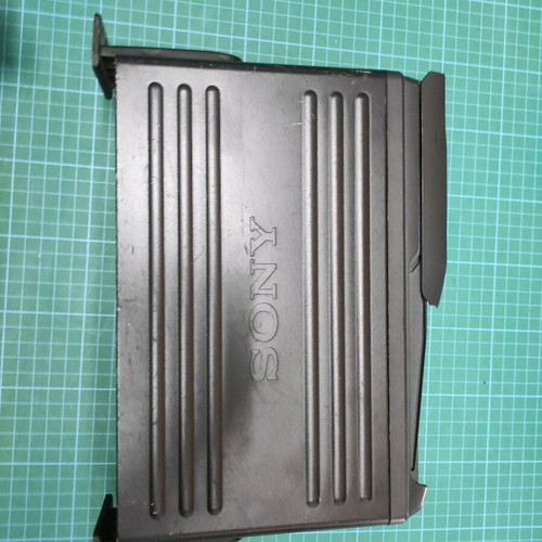 Sony CDX-605 10-disc used car unit 12V DC