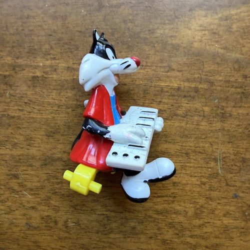 Looney Tunes Sylvester Playing Piano Figure used