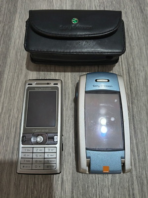 Sony Ericsson P800 και K800i τηλέφωνα μεταχειρισμένα για ανταλλακτικά
