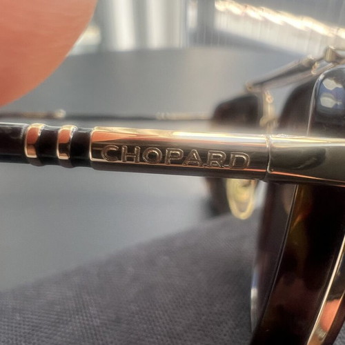 Chopard sunglasses like new, gold color with excellent lenses