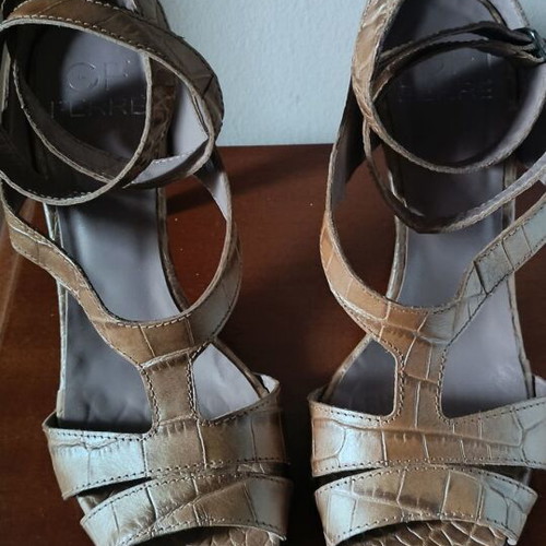 Gianfranco Ferre Croco Leather Sandals Size 37 Like New