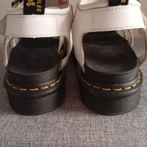 Dr. Martens Blaire sandals like new, size 37, black and white