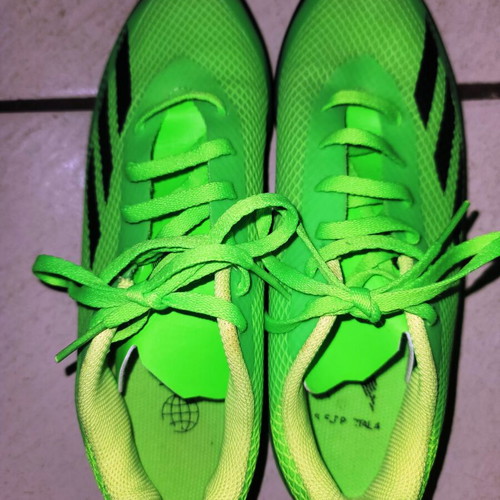 Ποδοσφαιρικά παπούτσια Adidas σχεδόν καινούργια, μέγεθος 39,5, πράσινα